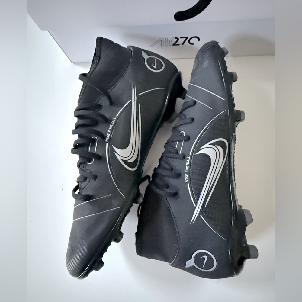 Nike Mercurial Superfly 8 Club Size 10